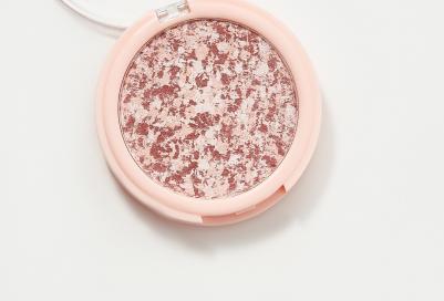 Румяна компактные Lovely Blush 205 Нюдовый бежево-розовый – фото 6