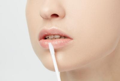 Блеск для губ BB Magic Gloss Lipgloss 6 w 1 № 600 9 мл – фото 3