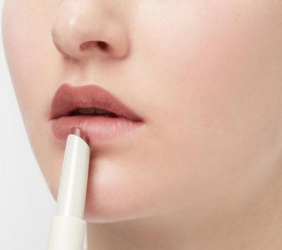 Помада для губ плюшевая Plushy lip stylo тон 04 – фото 4