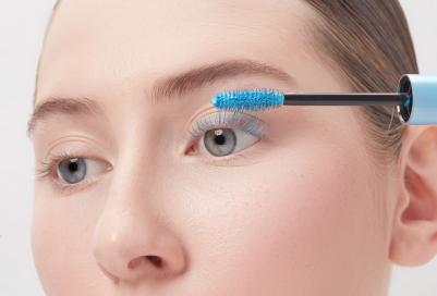 Тушь для ресниц Flash Lash Colored тон 03 sky blue небесно-голубой – фото 4