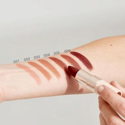 Губная помада Luxury Nude Lipstick – фото 4