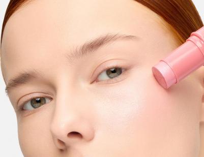 Кремовые румяна для лица в стике Blush stick 6.3 г 4673746083086 – фото 1