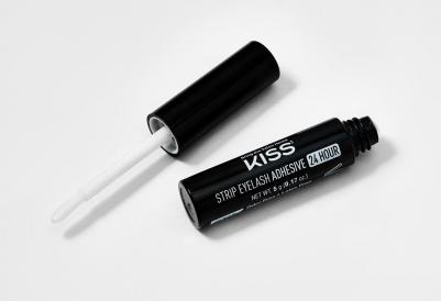 Клей для накладных ресниц Strip Eyelash Adhesive 24H – фото 1
