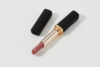 Помада для губ Color Riche матовая тон 602 Le Nude Admirable – фото 6