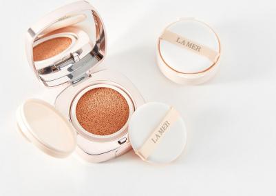 Тональный лифтинг-кушон с эффектом сияния The Cushion Compact SPF30 Petal – фото 2