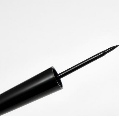 Like Жидкая подводка для глаз (black) – фото 4