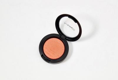 Кремовые румяна с эффектом сияния – фото 5