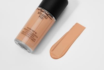 Основа тональная Studio Fix Fluid SPF 15, матирующая, NW22, 30 мл – фото 5