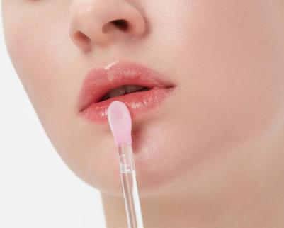 Сыворотка для губ Блеск для губ Glowy Lip Serum – фото 4
