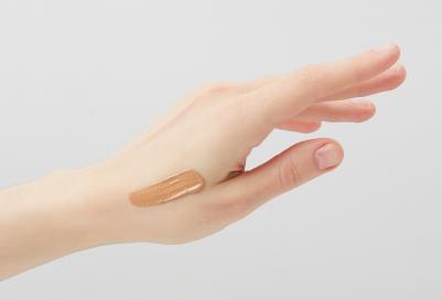 Тональное средство Тональный крем для лица с эффектом сияния Luminous Serum Foundation 4045915931205 – фото 1