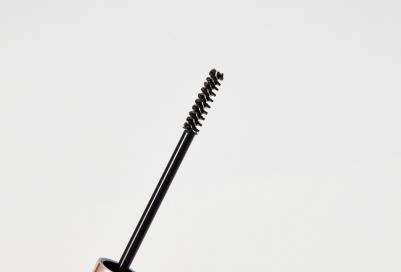 Гель для фиксации бровей Extra Hold Brow Glue – фото 8