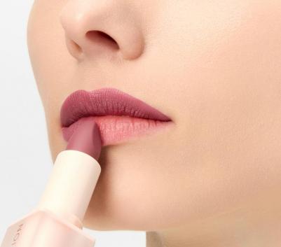 Губная помада Lip Allure Soft Satin Lipstick 3.2 г – фото 3