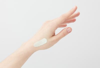 База под макияж Genesis, нейтрализующая покраснения, зеленая, 35 мл – фото 6