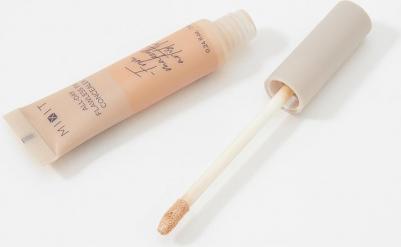 Консилер для лица стойкий MAKE UP матовый финиш 03 бежевый. Профессиональная декоративная косметика макияжа – фото 6