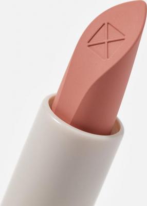 Помада для губ матовая MAKE UP оттенок 02 натуральный бежевый. Профессиональная декоративная косметика для макияжа – фото 2