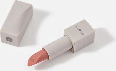 Помада для губ матовая MAKE UP оттенок 02 натуральный бежевый. Профессиональная декоративная косметика для макияжа – фото 9