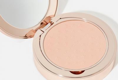 Матирующая компактная пудра для лица Skin Caress Pressed Powder 8.7 г – фото 4