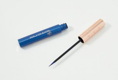 Подводка для глаз с кисточкой Impeccable Eyeliner 8011003844821 – фото 9