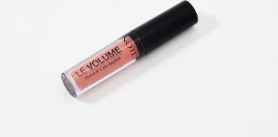 Блеск для увеличения объема губ 01 / LE VOLUME PLUM & CARE LIPGLOSS 2,2 мл – фото 10