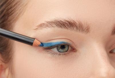 Карандаш для глаз насыщенного цвета Ultra Rich Color Eye Pencil тон 04 Marine 1,1 г – фото 5