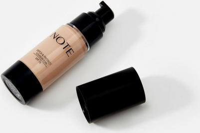 Тональная основа для лица защитная Detox & Protect Foundation SPF15 т.130 30 мл – фото 1