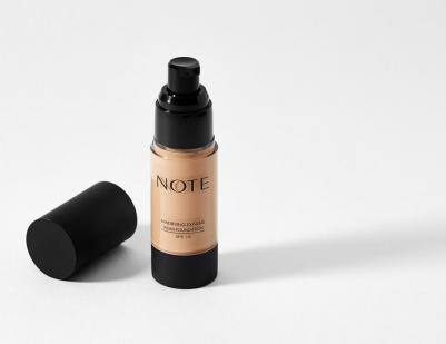 Тональная основа Mattifying Extreme Wear Foundation 116 Golden Beige 30мл – фото 8