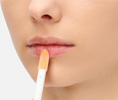 Блеск для губ с шиммером LIP GLOSS IT'S GIVING SHIMMER 4657814841501 – фото 1