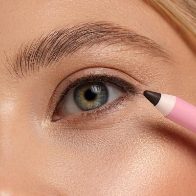 Карандаш для глаз Color Salute Slide & Stay, оттенок black – фото 7