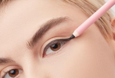 Карандаш для глаз Color Salute Slide & Stay, оттенок black – фото 10