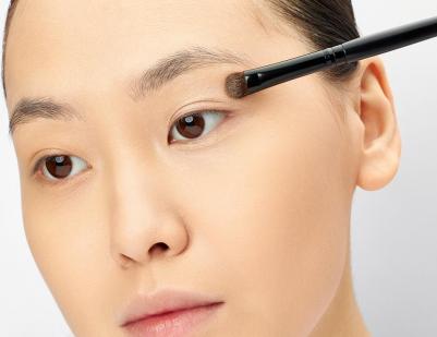 Перламутровые тени для век с жемчужным порошком DIAMOND MONO EYE SHADOW – фото 3