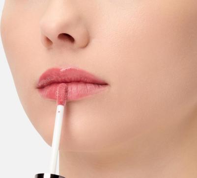 PIGMENTED LIP GLASS-LIKE GLOSS БЛЕСК ДЛЯ ГУБ С ЭФФЕКТОМ ЖИДКОГО СТЕКЛА PLG-206 6976815625827 – фото 4