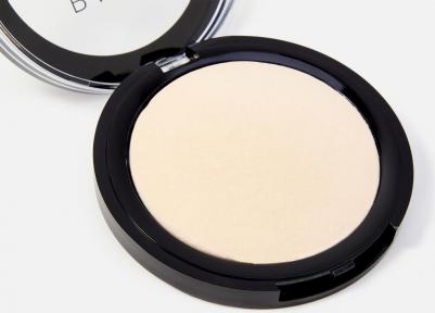 Запеченная пудра для лица Baked powder Base 4U 13 г – фото 5