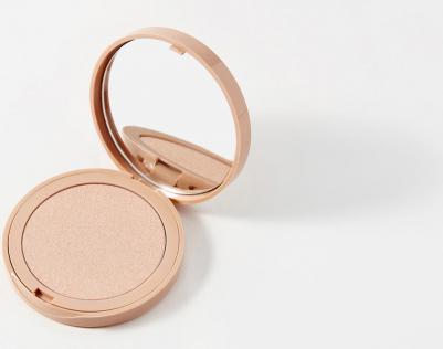Хайлайтер для лица и тела сухой компактный WONDER ME GLOW №101 розовое золото – фото 4