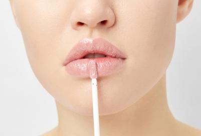 Блеск для губ с влажным финишем 4810438022798 – фото 14