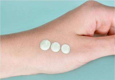 Праймер для лица База под макияж LIGHTING TONE UP BASE – фото 1