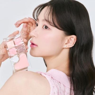 Сочный глянцевый тинт для губ с оттенком ягодного смузи Juicy Lasting Tint 32 Bare Berry Smoothie – фото 3