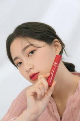 Тинт глянцевый для губ JUICY LASTING TINT №06 FigFig 5.5 мл – фото 14