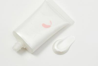 Жидкий хайлайтер для лица и тела LIQUID HIGHLIGHTER WOW glow 20 мл – фото 6