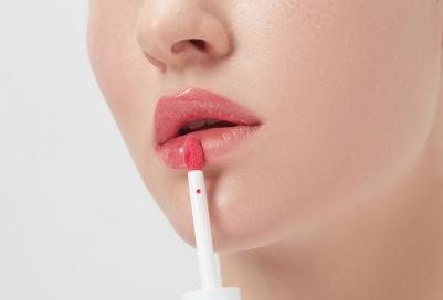 Блеск для губ увлажняющий сияющий JUICY SHINE №06 розовая мечта – фото 1