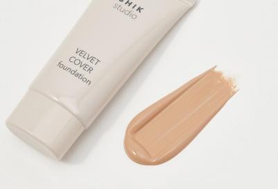Вельветовый тональный крем для лица увлажняющий VELVET COVER FOUNDATION 104 SANDY – фото 6