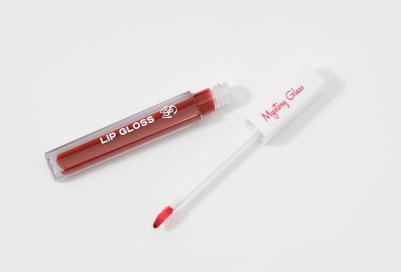 Блеск для губ MYSTERY GLASS 3 г – фото 2