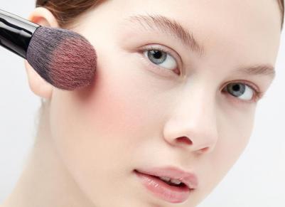InnerGlow Powder Румяна для лица с эффектом естественного сияния 02 TWILIGHT HOUR – фото 6