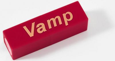 Губная помада My Lip Symbol Vamp устойчивая тон 07 4 г – фото 4