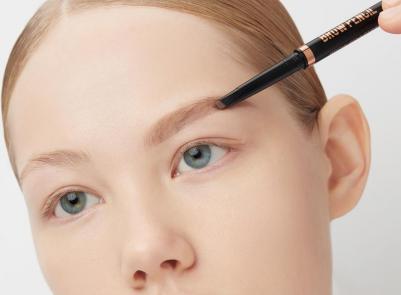 Карандаш для бровей автоматический оттенок 04 коричневый 0,3 г – фото 4