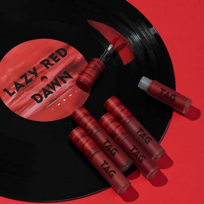 Жидкая матовая помада для губ Tag Lazy Red Matte Lip 8809658625656 – фото 1