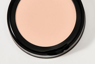 к_topface_пудра шелк.instyle wet & dry powder_02 светло-бежевый 7F6022002 – фото 3
