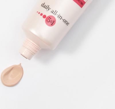 Праймер для лица Увлажняющий тональный крем и основа под макияж "Professional BB cream+primer" 5в1 – фото 9