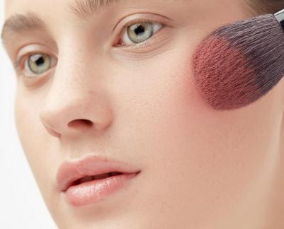 Triumf Luminous Blush Румяна пудровые с шиммер эффектом №604 – фото 6