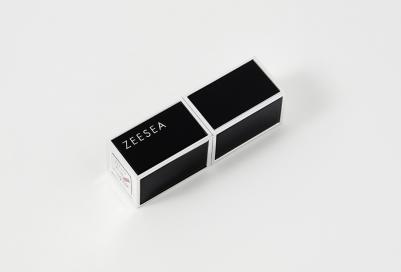 Помада для губ увлажняющая Hydrating silky lipstick 6974475775784 – фото 4