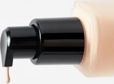 Тональное средство Тональная основа увлажняющая стойкая Silky Lasting Foundation – фото 4